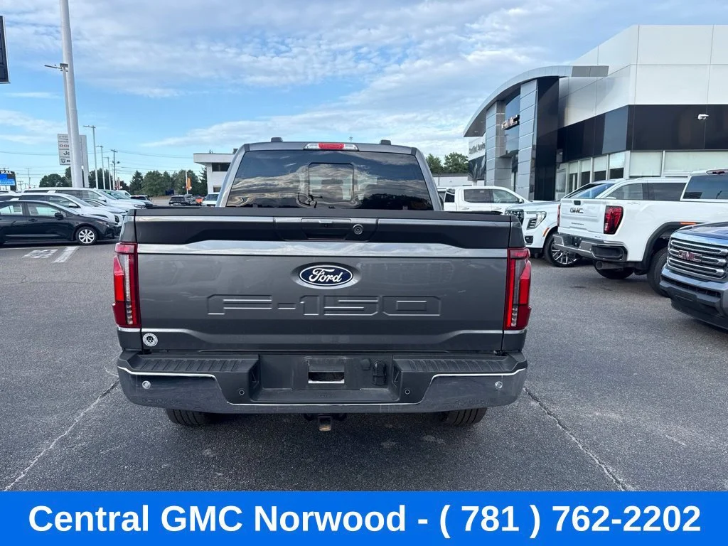 Used 2025 Gray Ford LARIAT image 4