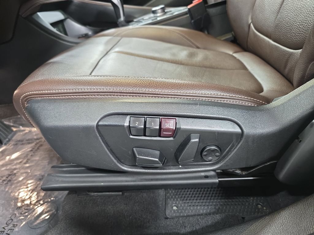 Used 2021 Blue BMW sDrive28i image 23