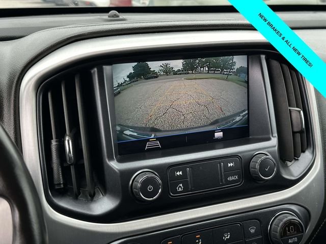 Used 2022 Gray GMC Elevation image 19