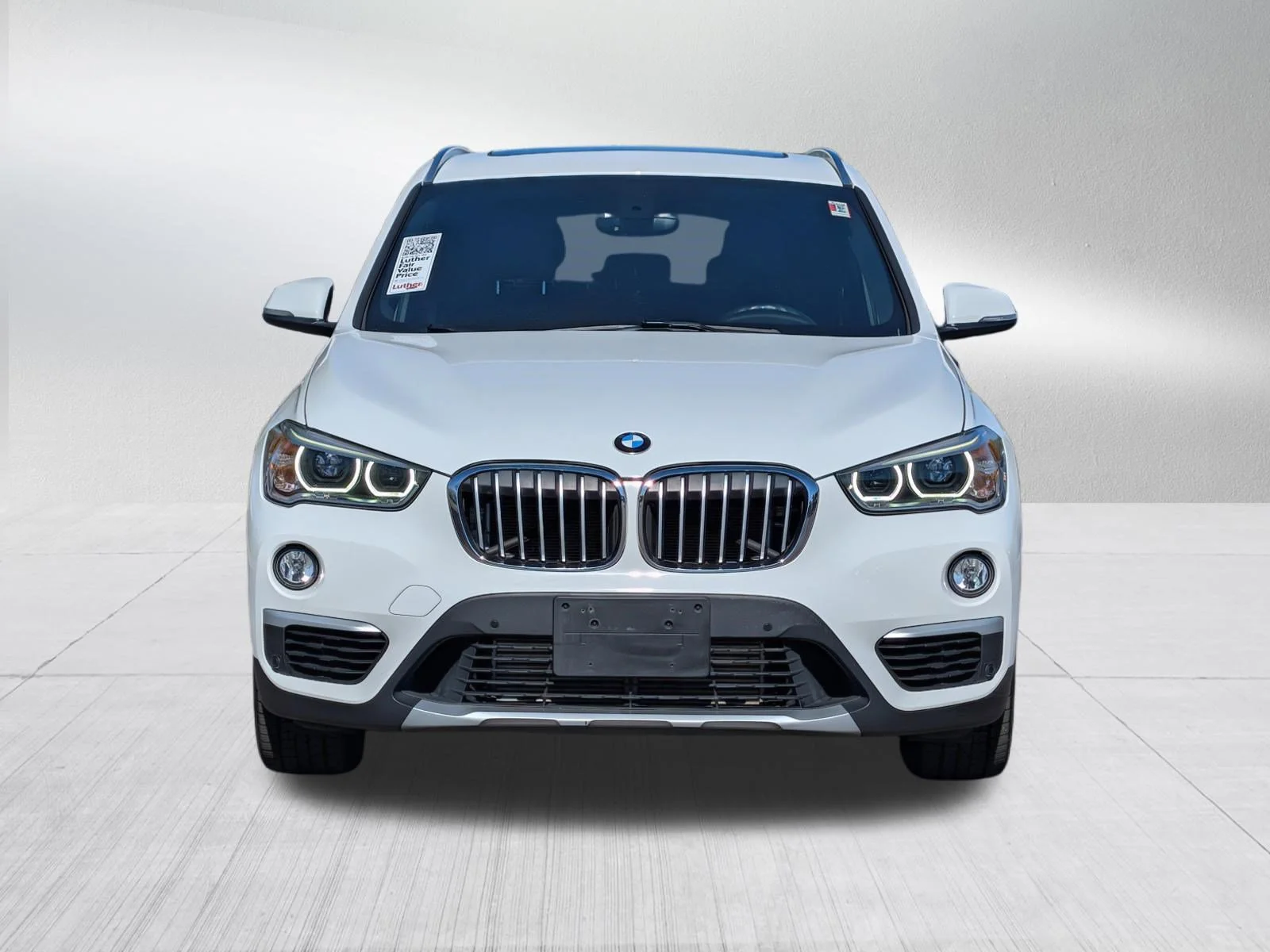 Used 2017 BMW X1 28i with VIN WBXHT3C32H5F78669 for sale in Burnsville, Minnesota