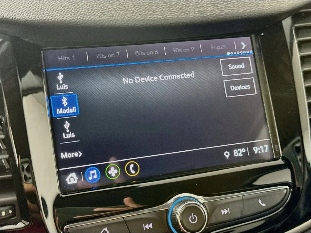 Used 2018 Red Chevrolet LT image 17