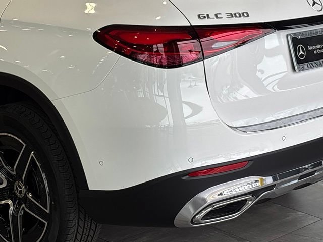 New 2026 Polar White Mercedes-Benz GLC 300 image 44