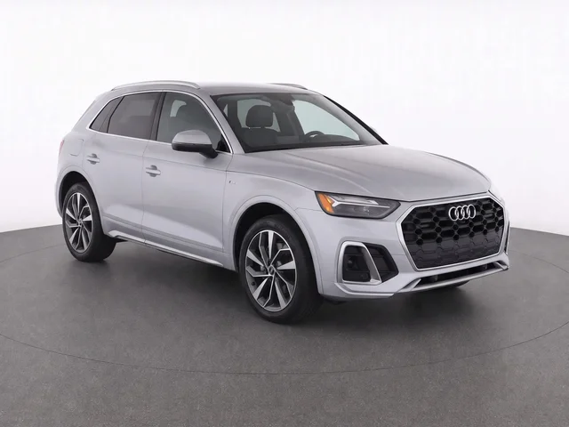 2023 Audi Q5 S line Premium Plus
