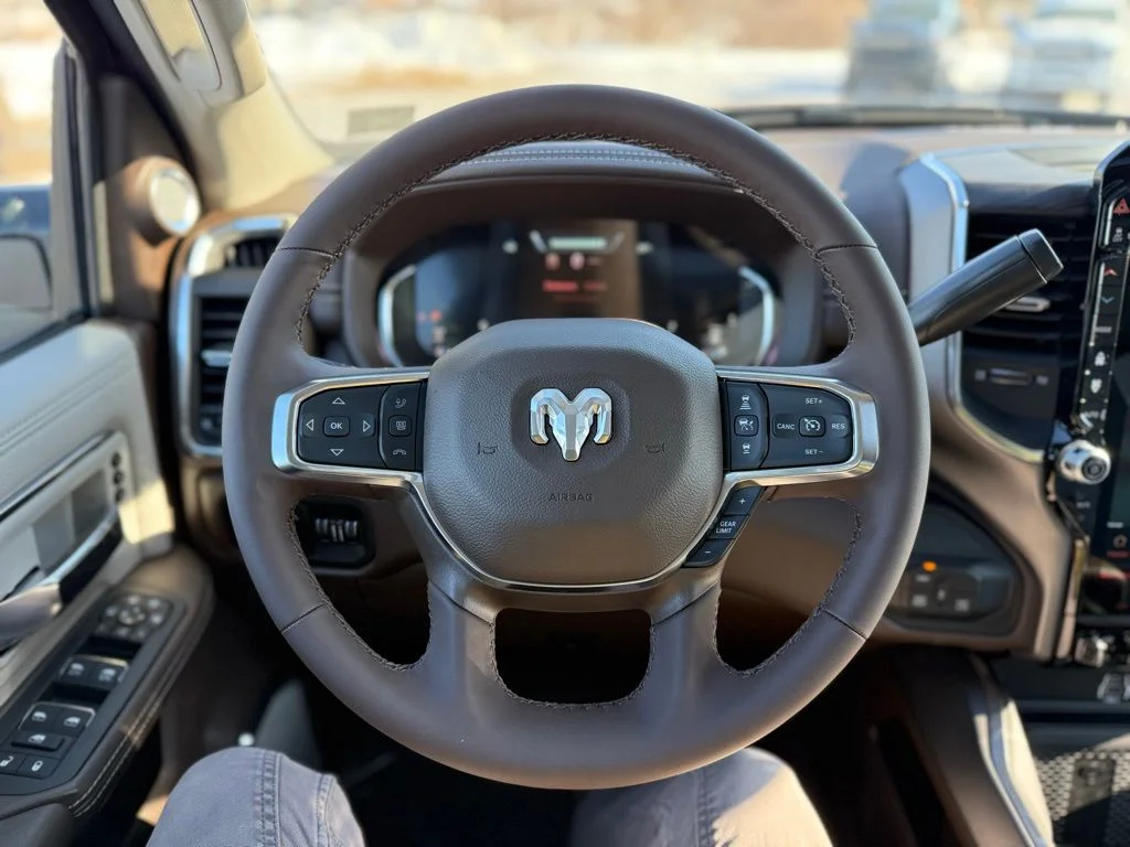 2026 RAM 3500 Laramie - Photo 16