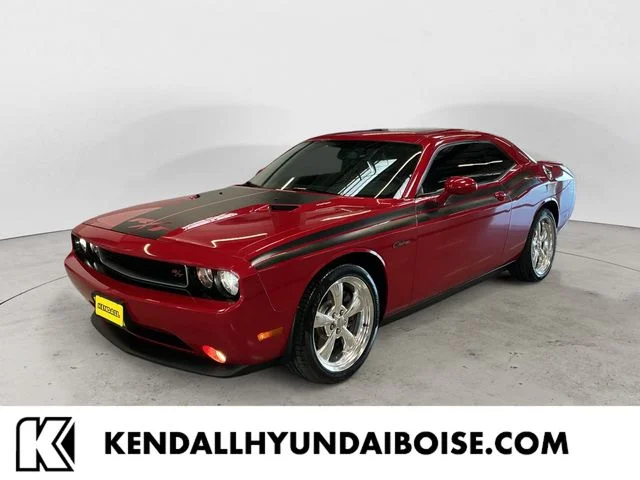 Used 2013 Red Dodge R/T image 1