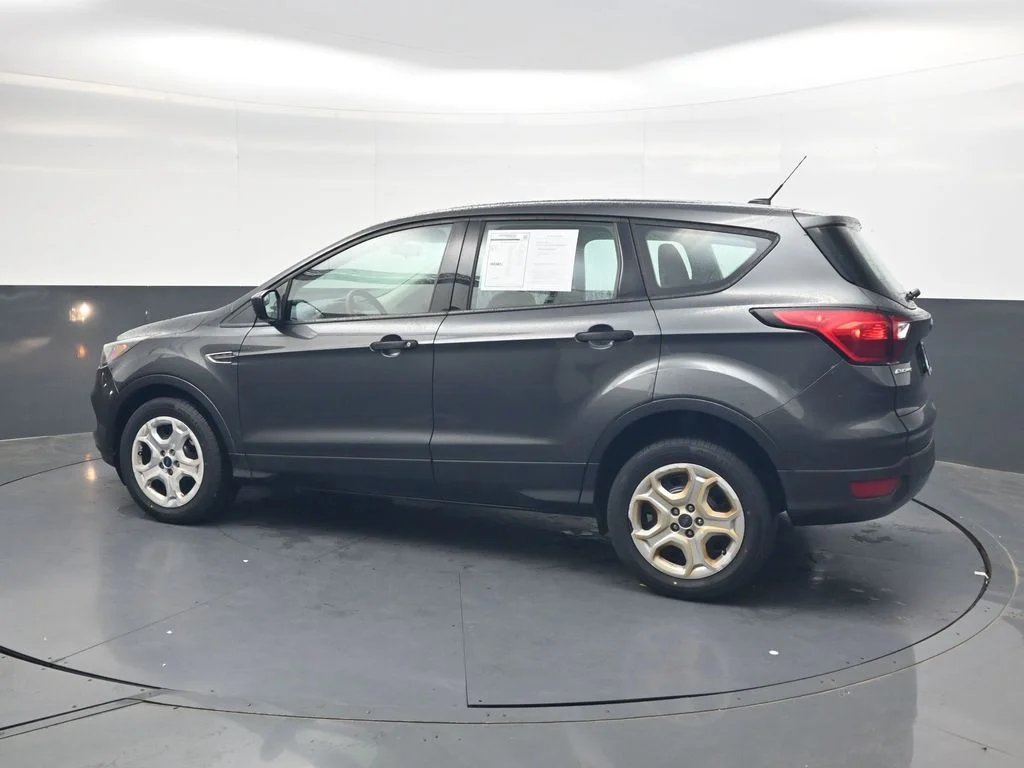 Used 2019 Gray Ford S image 8