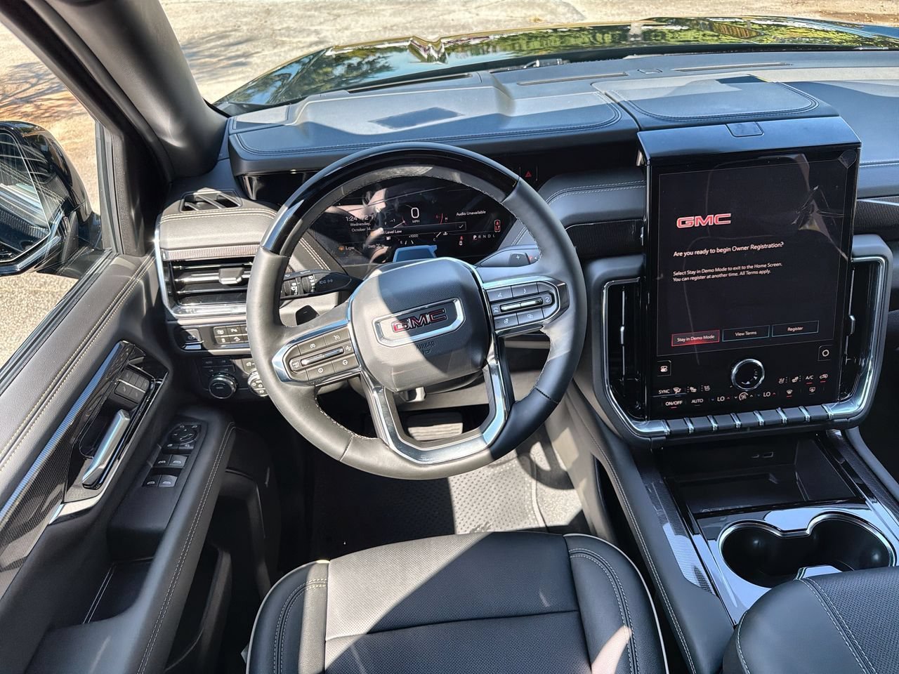 2026 GMC Yukon XL Elevation - Photo 10