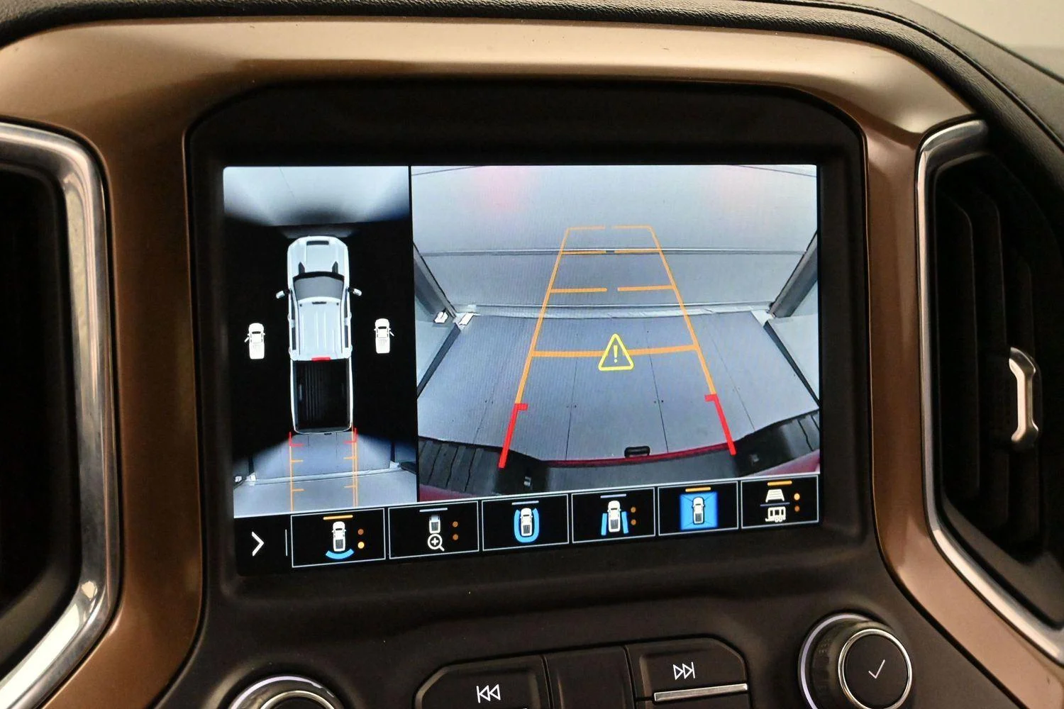 Used 2021 Cherry Red Tintcoat Chevrolet High Country image 18