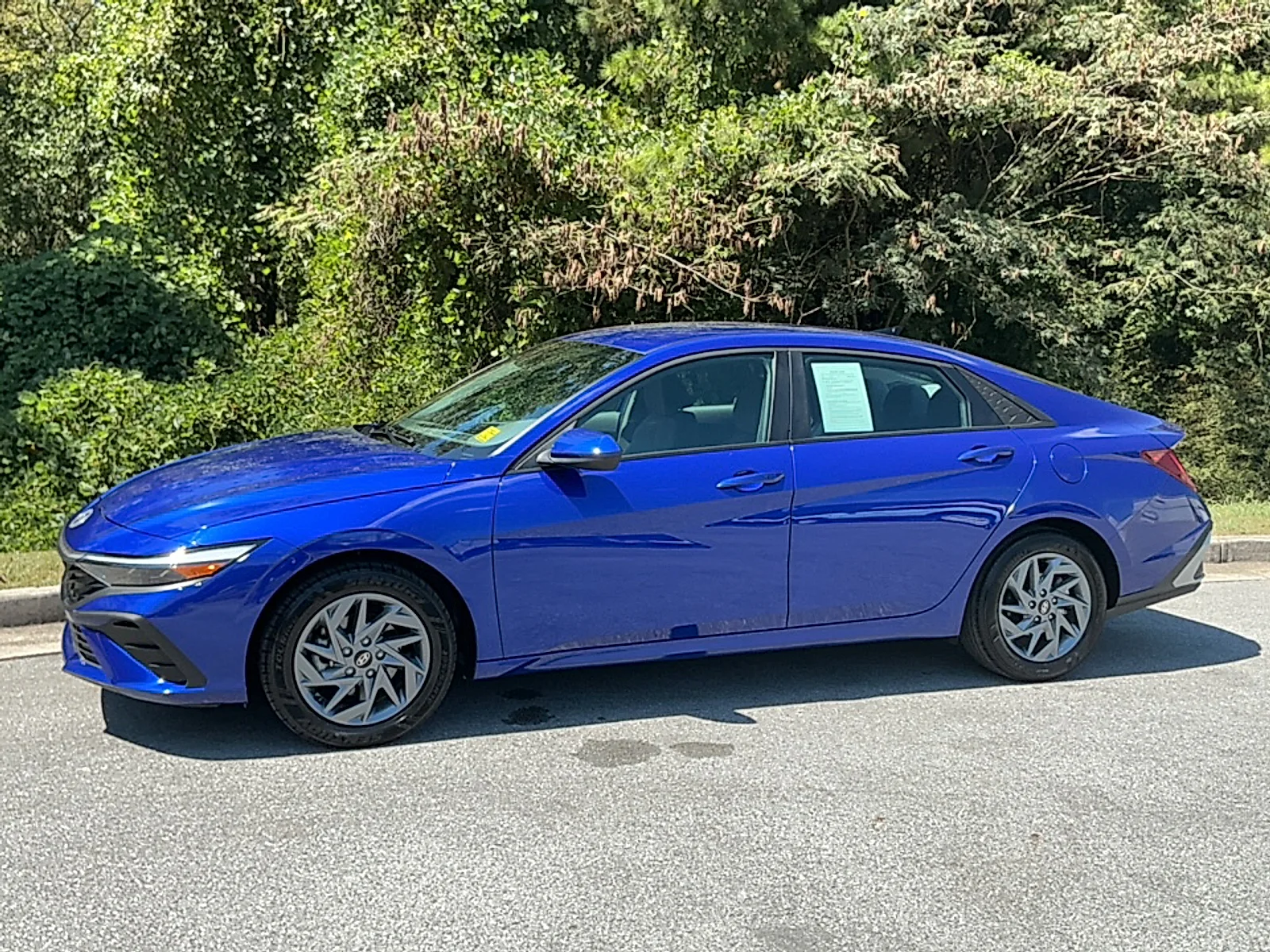 Used 2025 Intense Blue Hyundai Blue image 4