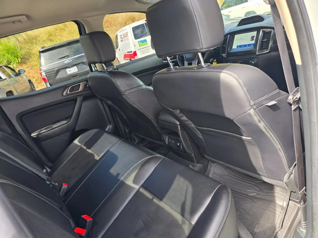 Used 2023 Green Ford XLT image 28