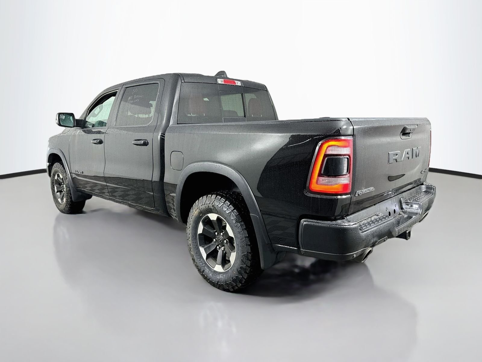 Used 2023 Diamond Black Crystal Pearlcoat Ram Rebel image 5