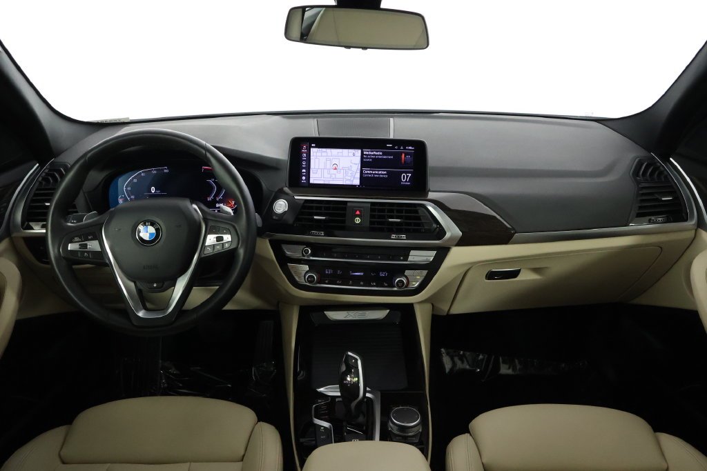 Used 2021 Alpine White BMW sDrive30i image 8