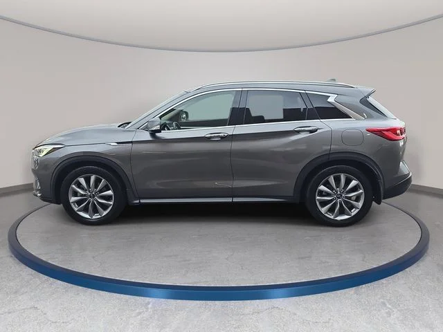 Used 2021 Gray INFINITI ESSENTIAL image 9