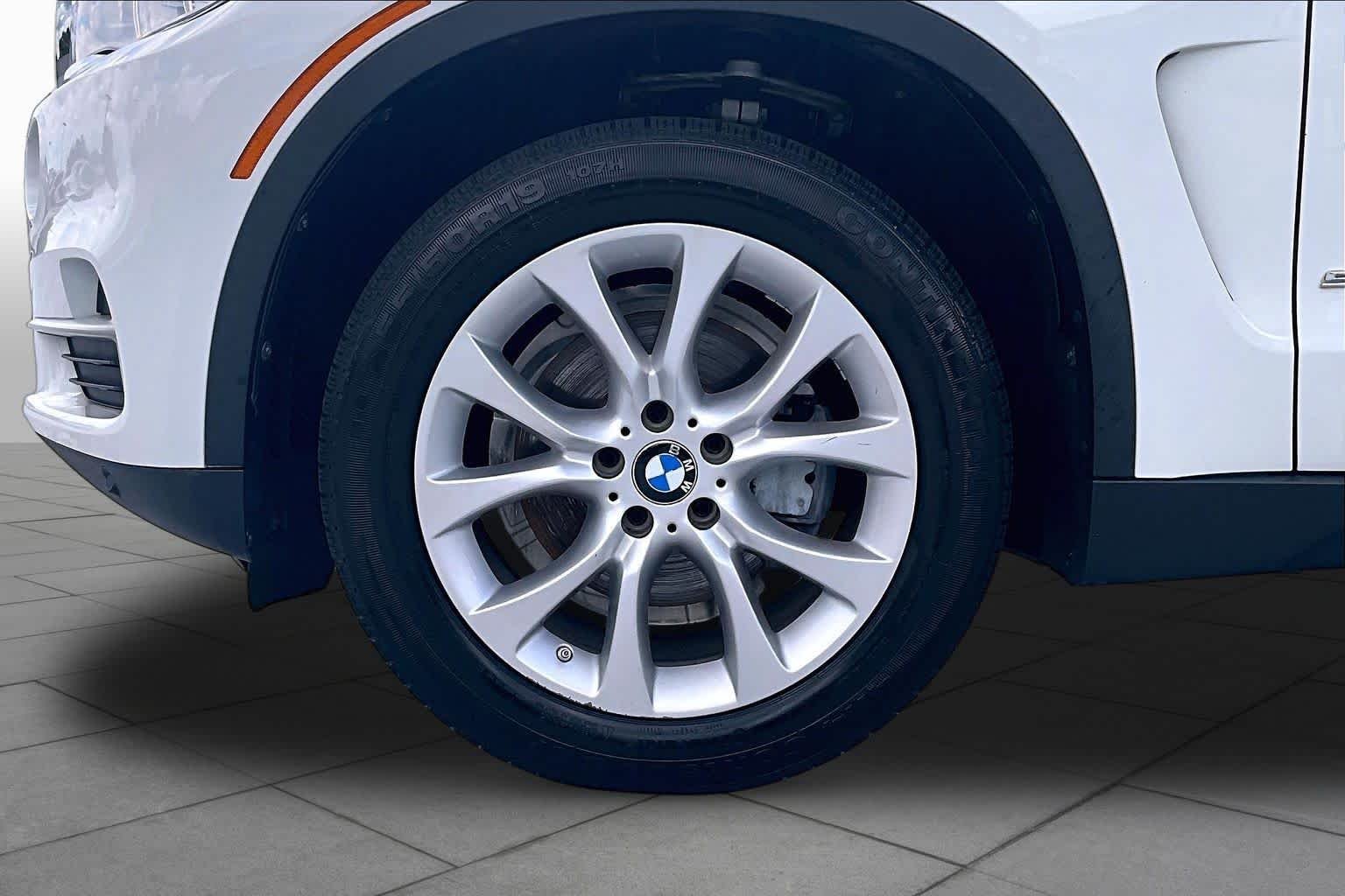 Used 2016 Mineral White Metallic BMW sDrive35i image 10