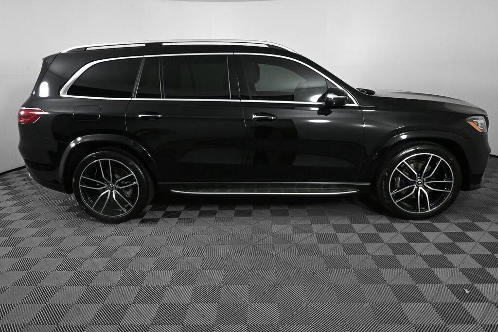 Certified Used 2025 Obsidian Black Metallic Mercedes-Benz GLS 580 image 26