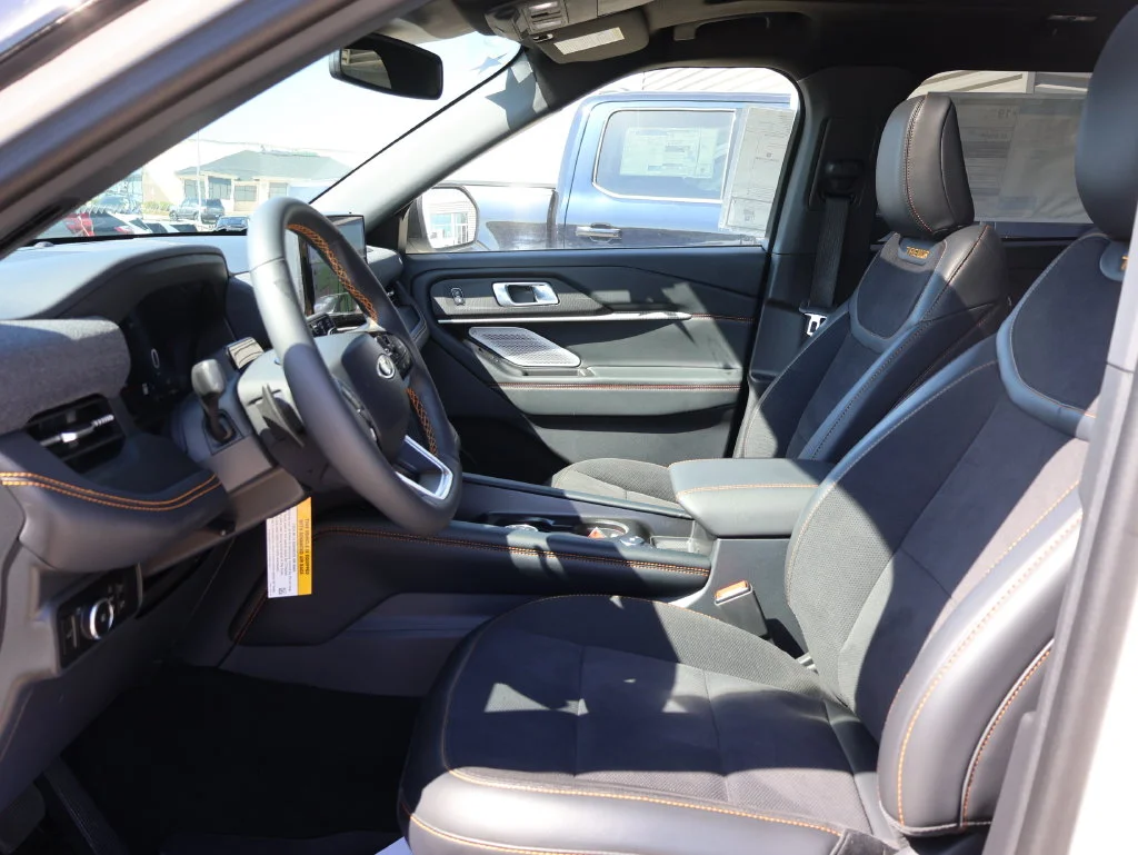 2026 Ford Explorer Tremor - Photo 24
