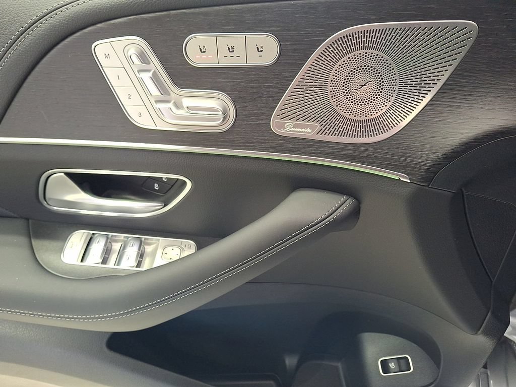 New 2026 Cirrus Silver Metallic Mercedes-Benz GLE 53 AMG® image 40