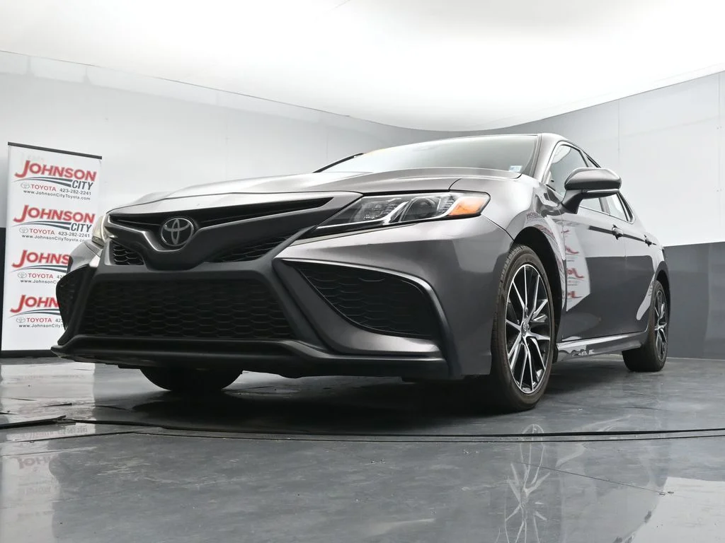 2022 Toyota Camry SE - Photo 34