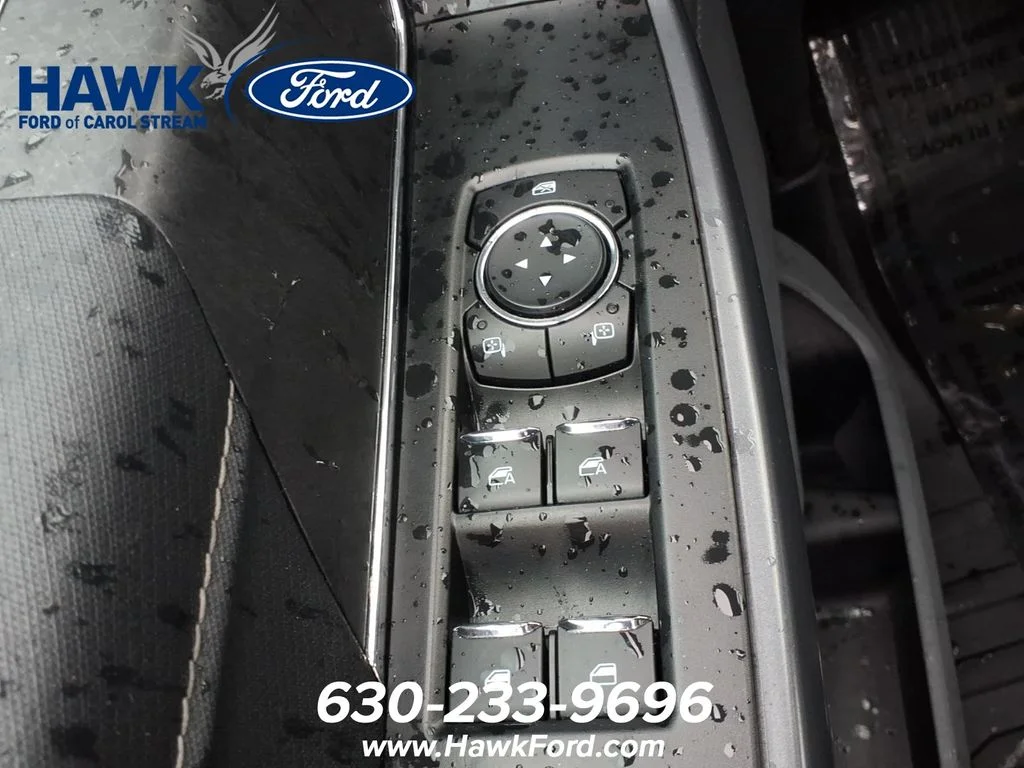 Used 2025 Black Ford XLT image 18