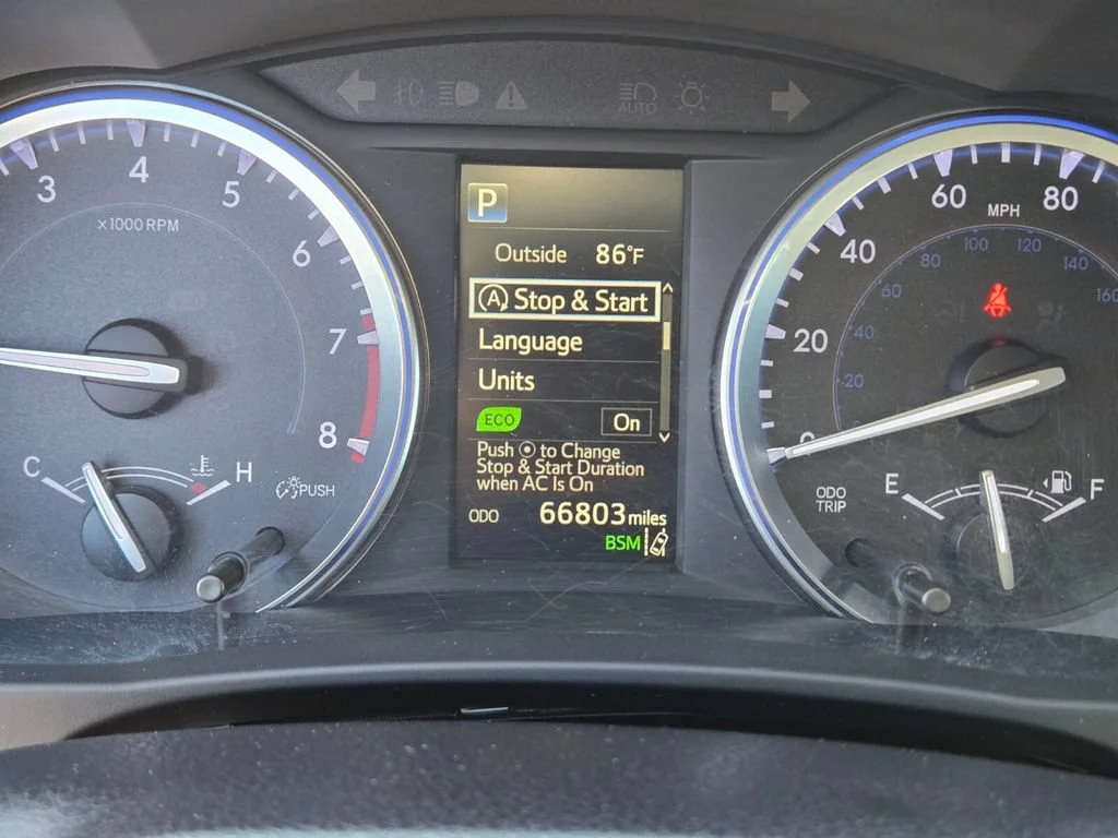 Used 2018 Shoreline Blue Pe Toyota SE image 23