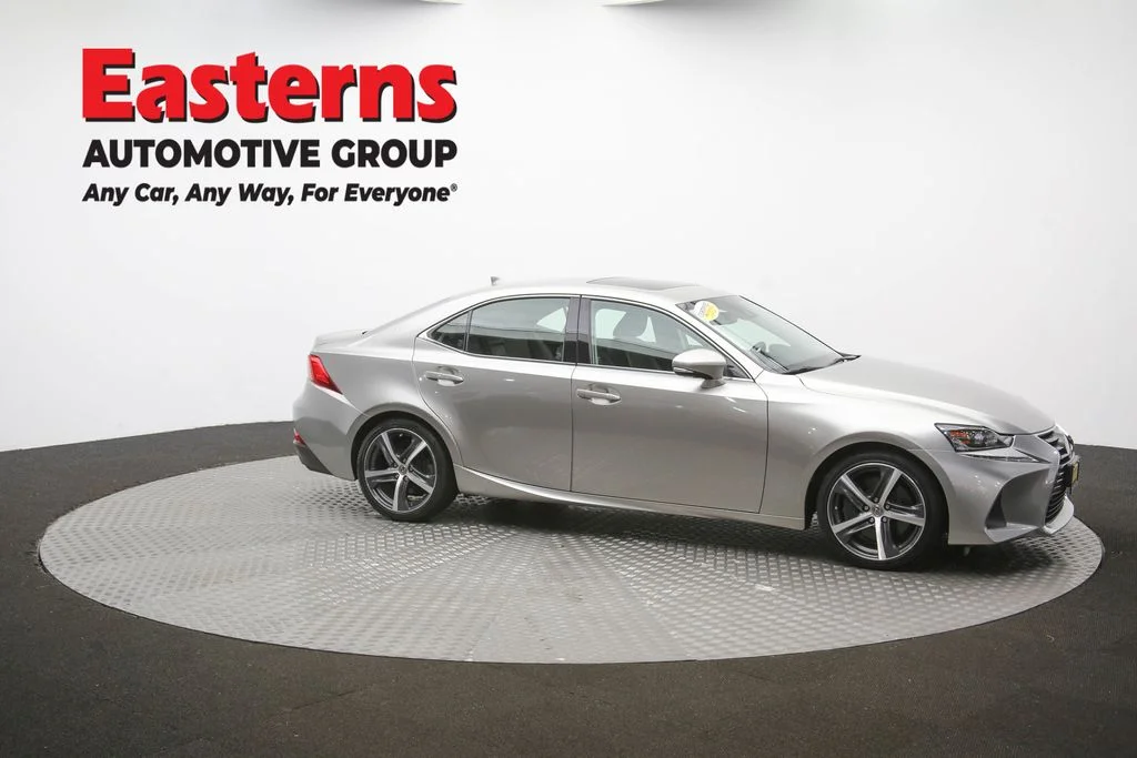 Used 2019 Silver Lexus 300 image 49