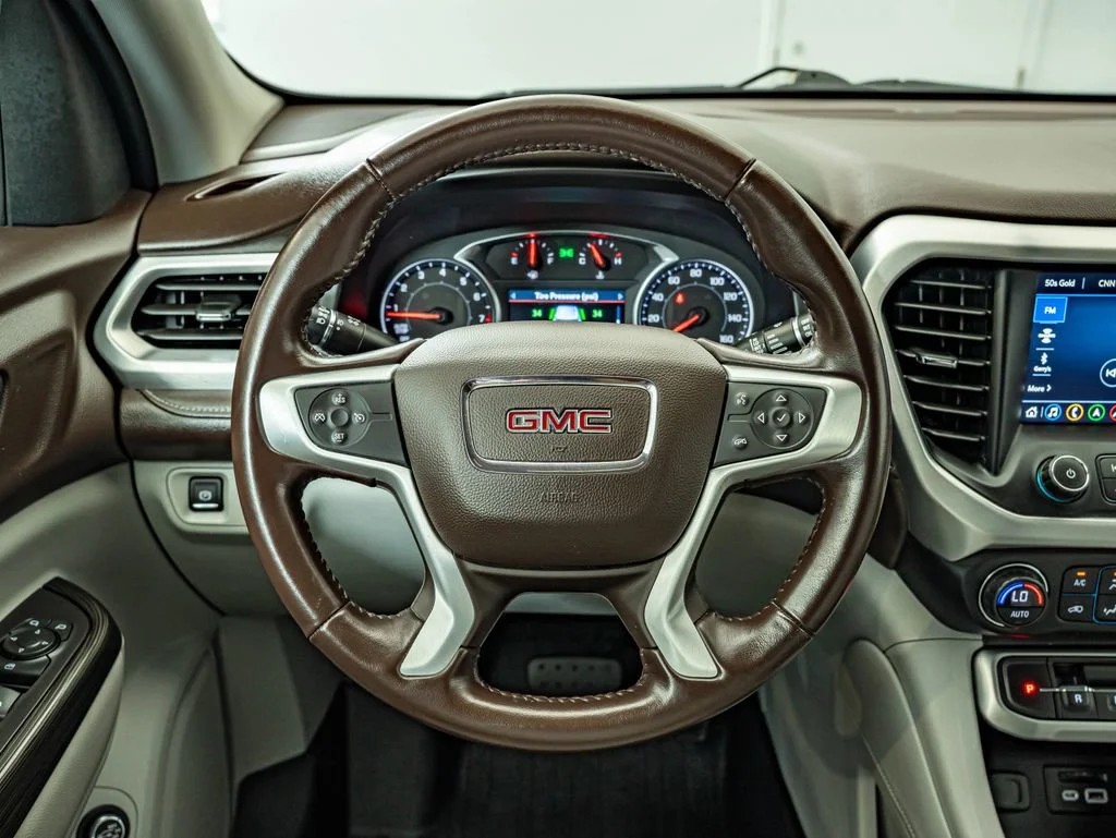 Used 2020 Satin Steel Metallic GMC SLT image 22