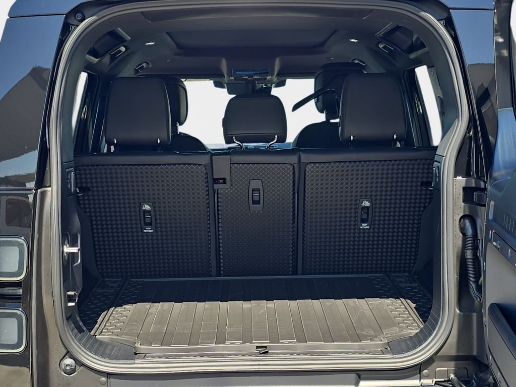 New 2026 Carpathian Grey LAND ROVER X-Dynamic SE image 12