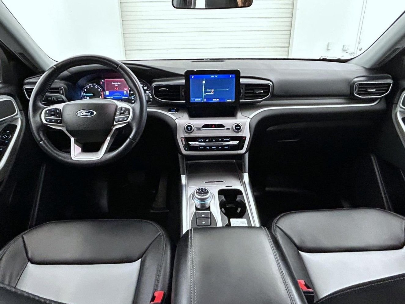 Used 2023 Gray Ford XLT image 13