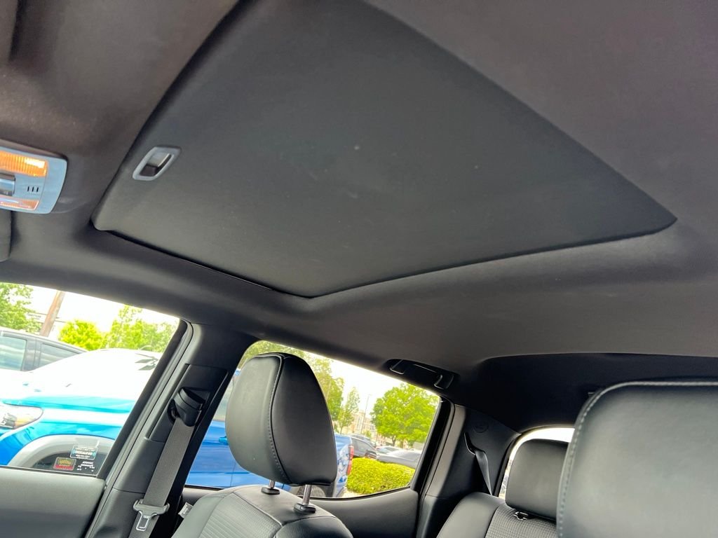Used 2019 Gray Toyota SR image 8