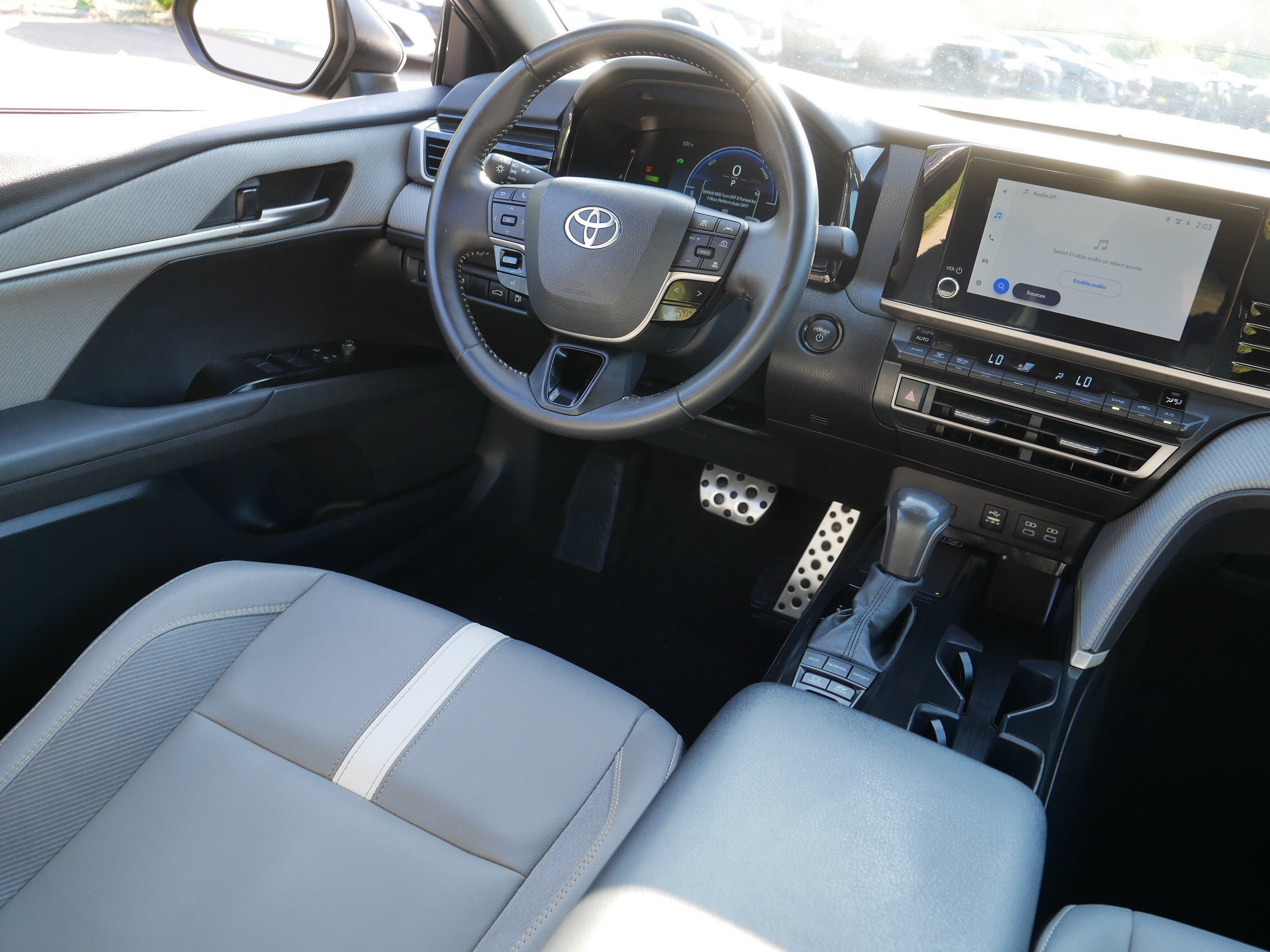 Used 2025 Underground Toyota SE image 9