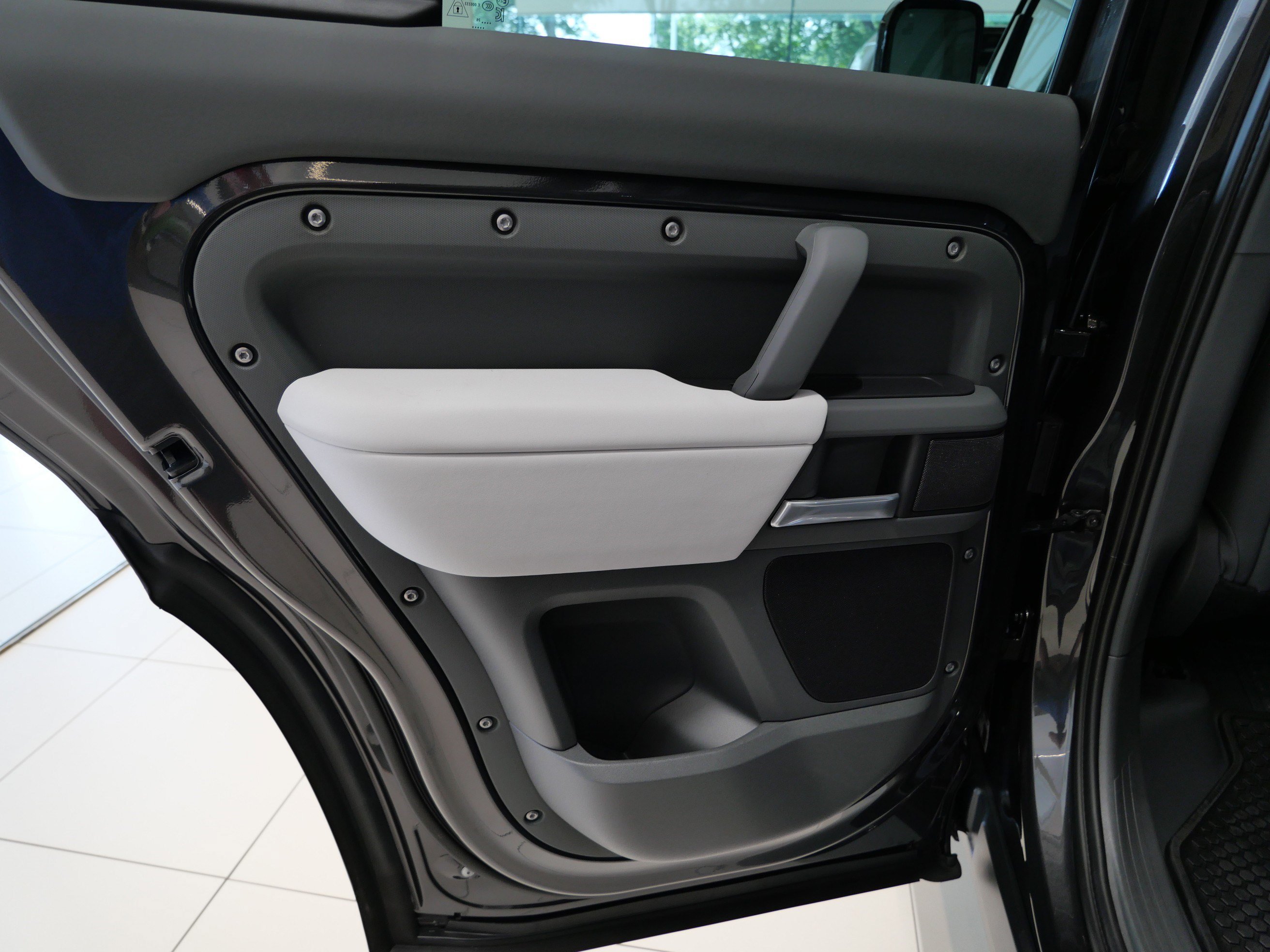 New 2026 Carpathian Grey Land Rover S image 7