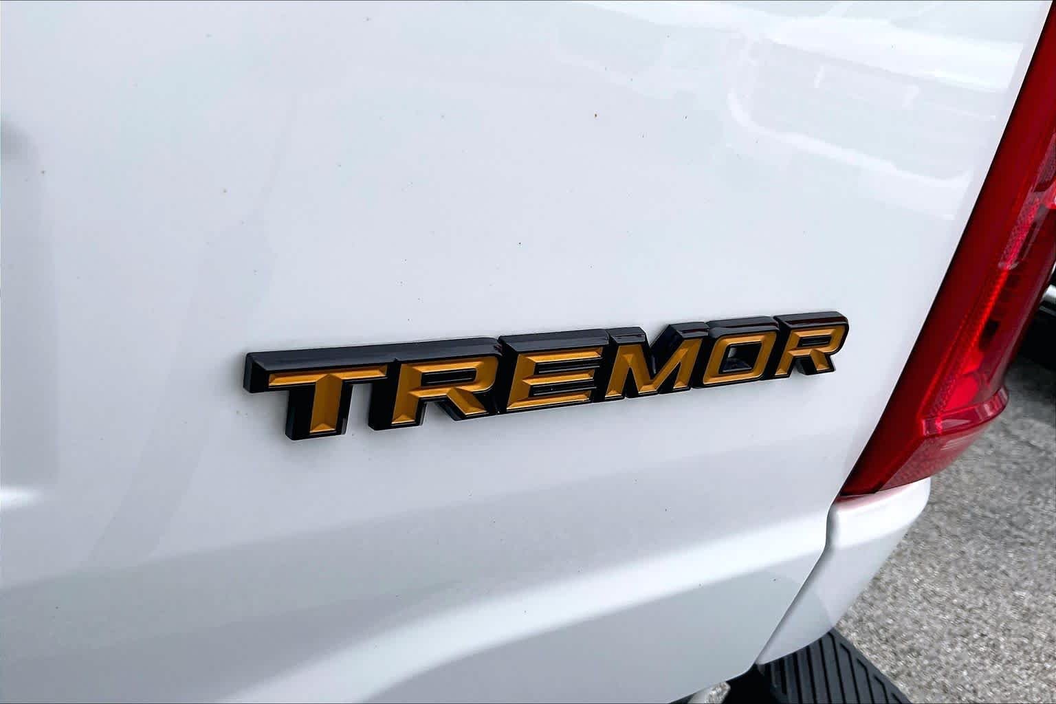 Used 2023 Oxford White Ford Tremor image 10