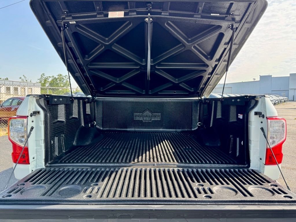 Used 2018 White Nissan SV image 3