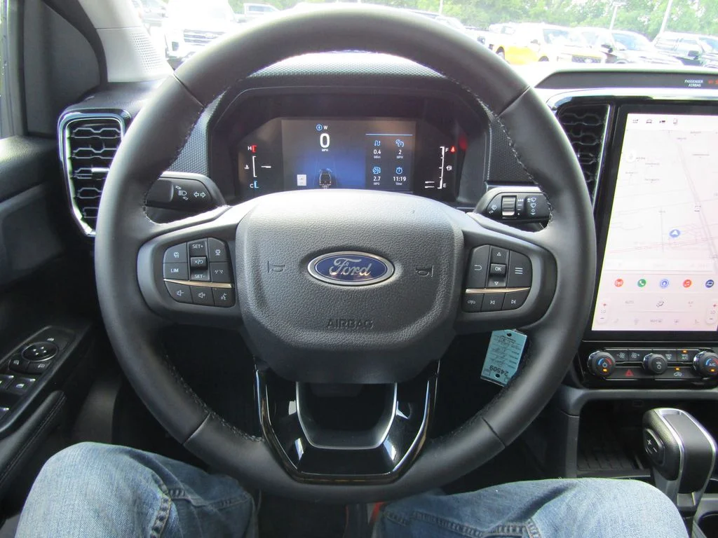 New 2026 Avalanche Ford XLT image 16
