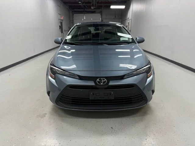 Certified Used 2024  Toyota LE image 2