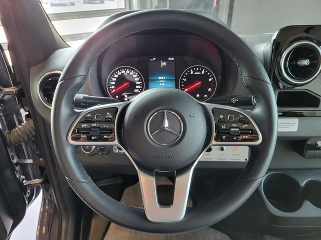 New 2021 Gray Mercedes-Benz Cargo 170 WB image 24