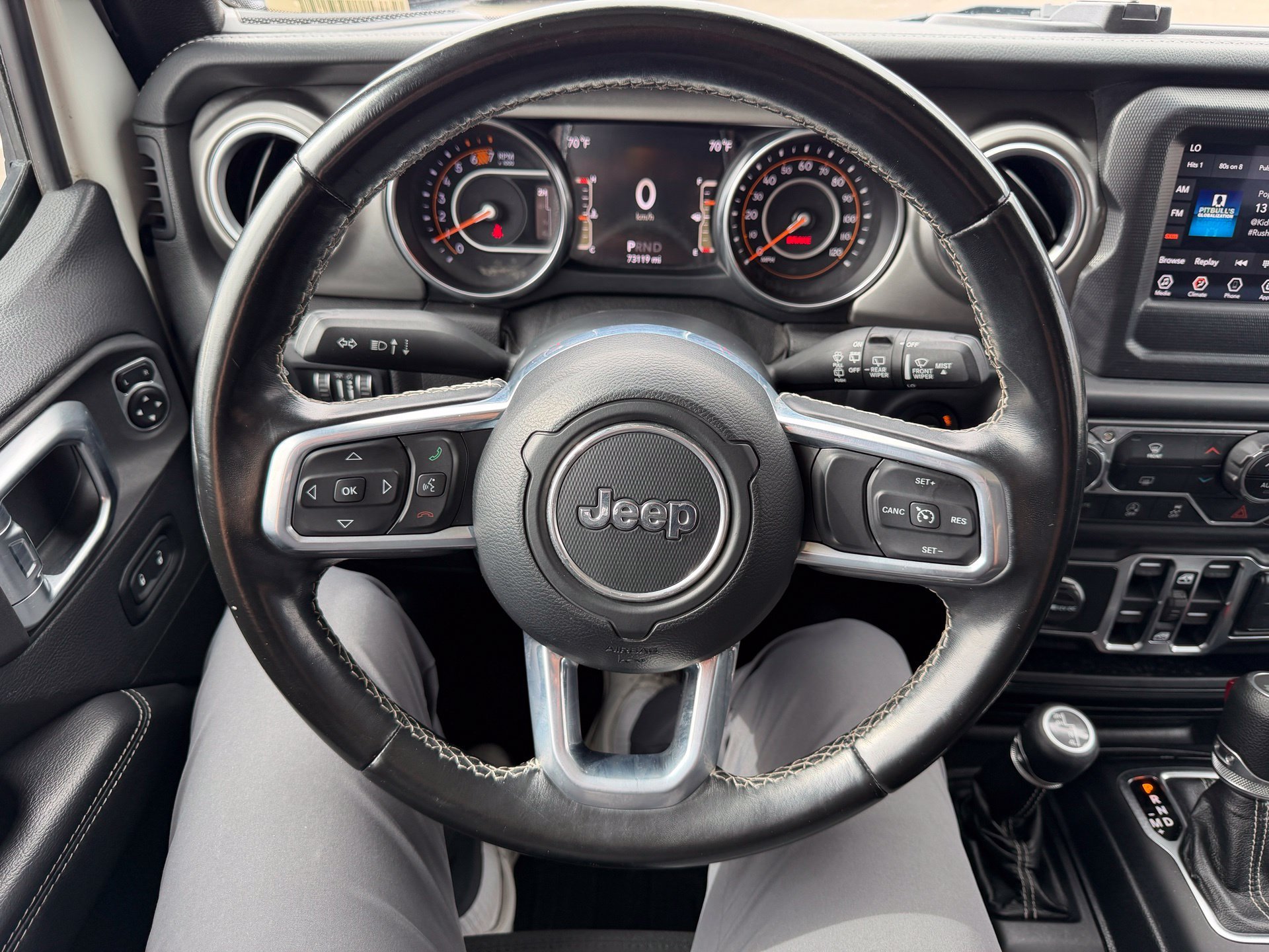 Used 2020 White Jeep Unlimited Sahara image 22