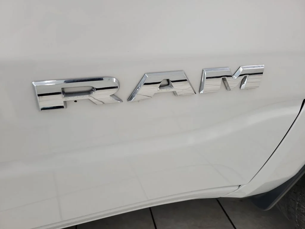 Used 2022 White Ram Big Horn/Lone Star image 20