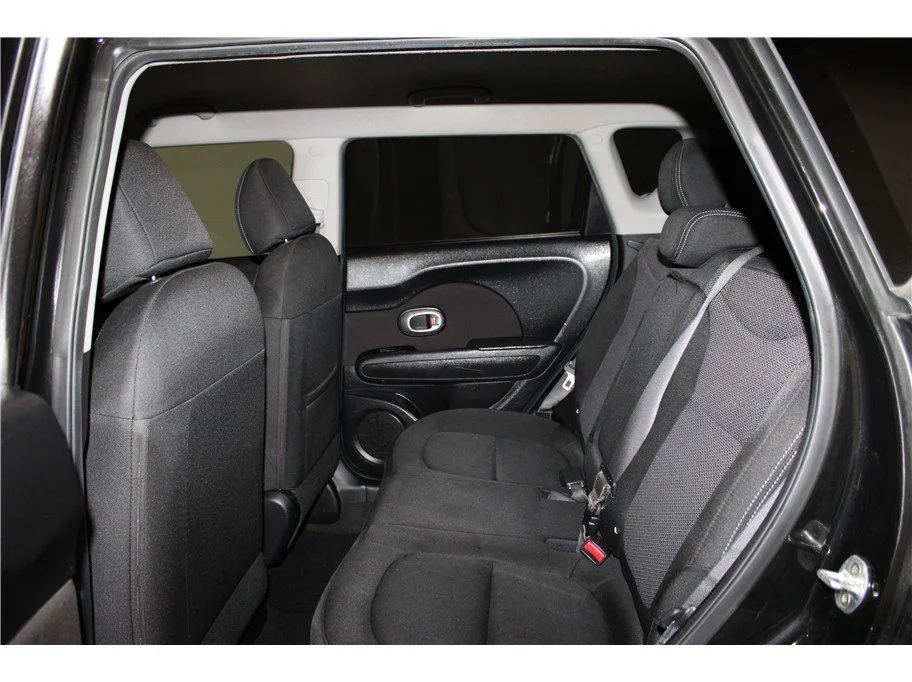 Used 2019 Shadow Black Kia + image 12