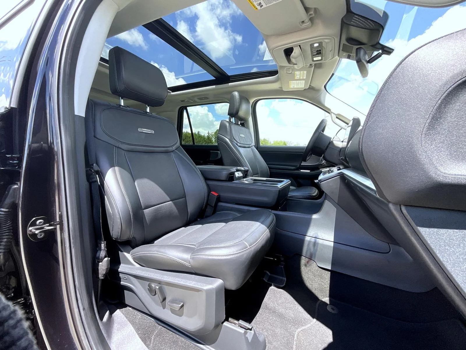 Used 2025 Black Ford Platinum image 16