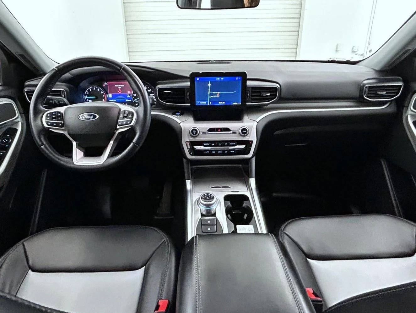 Used 2023 Gray Ford XLT image 13