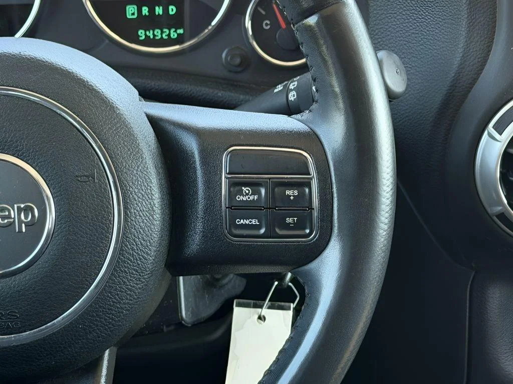 Used 2018 Bright White Clearcoat Jeep Sahara image 14