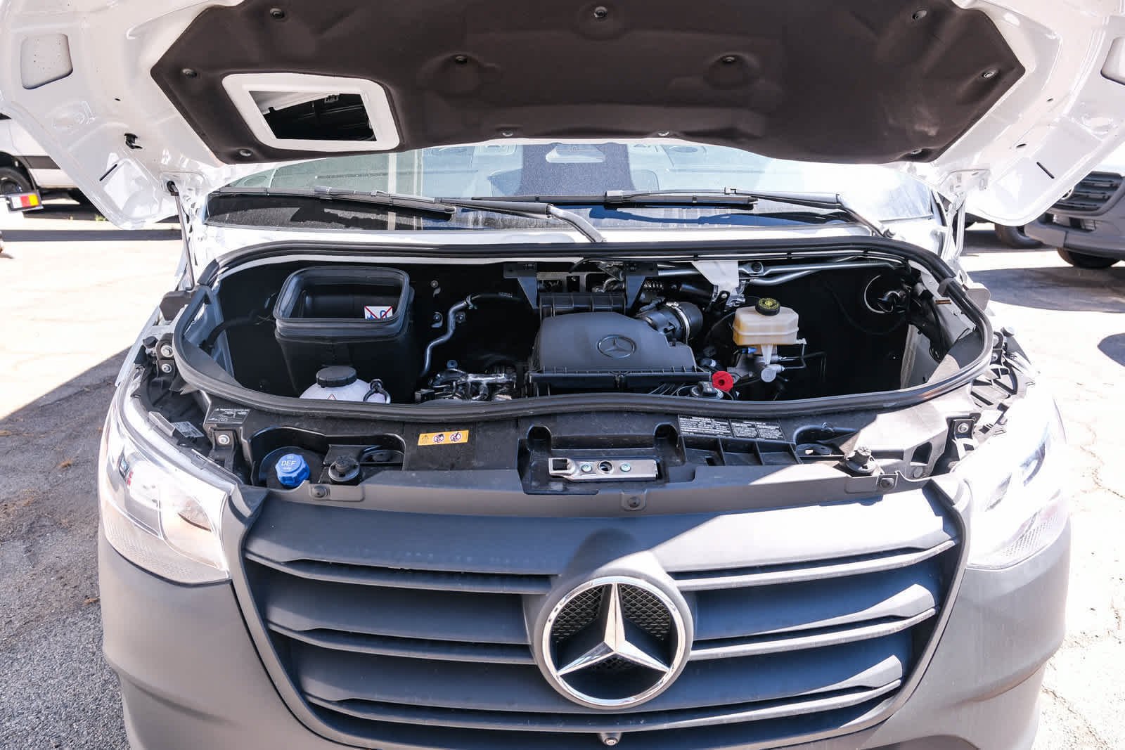 New 2026 Arctic White Mercedes-Benz RWD 2.0L I4 Diesel Turbocharged High Output image 29