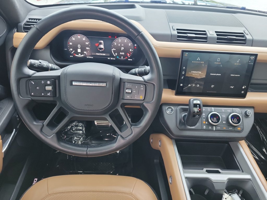 Certified Used 2025 Black Land Rover X image 18