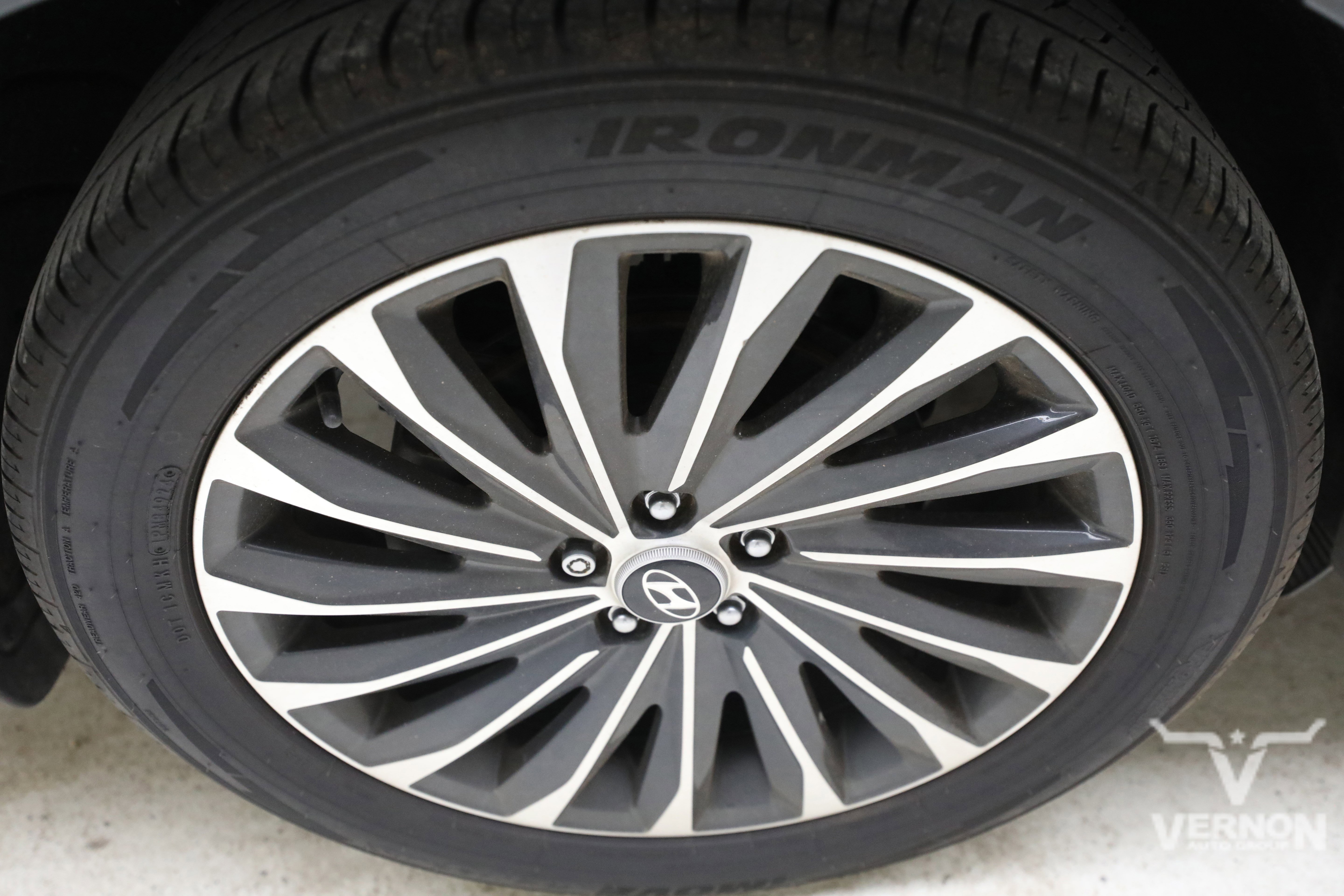 Used 2023 Steel Graphite Hyundai Y image 34