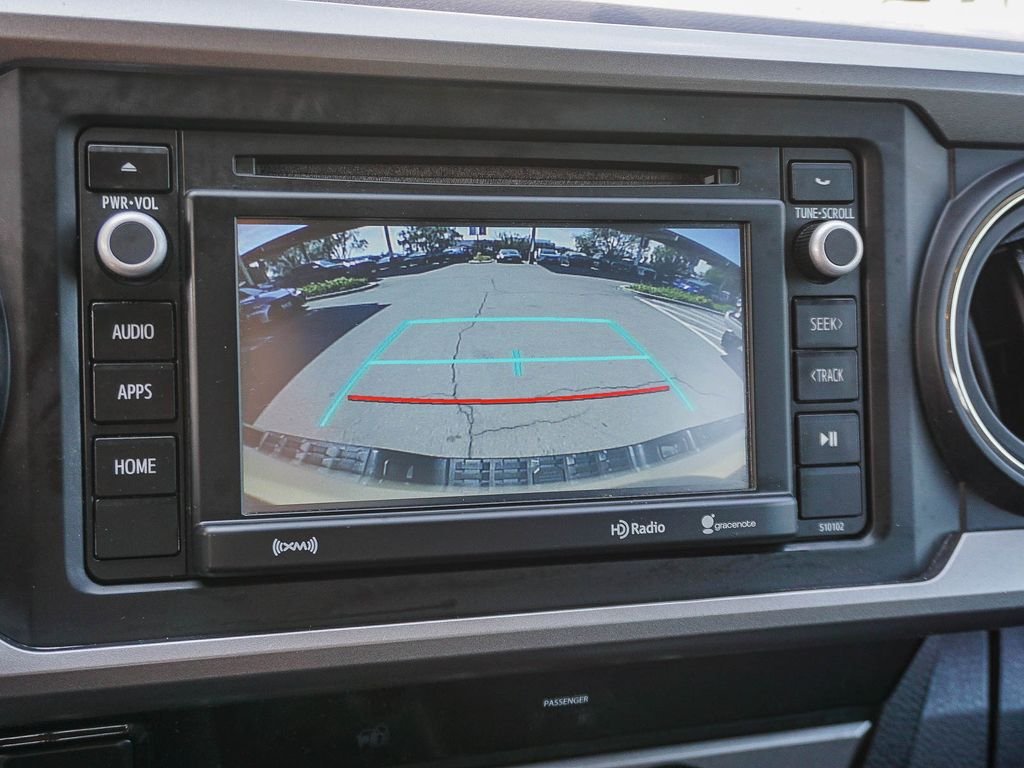 Used 2017  Toyota SR5 image 23