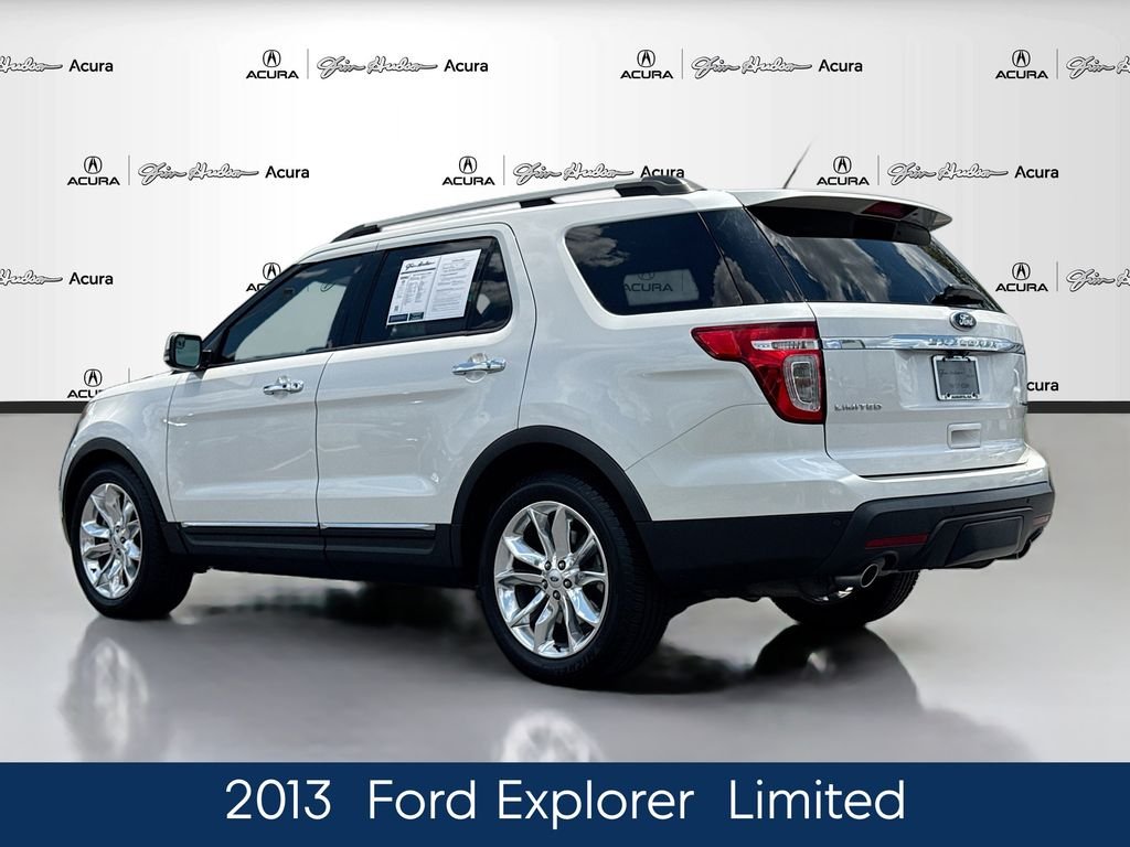 Used 2013 White Ford Limited image 5
