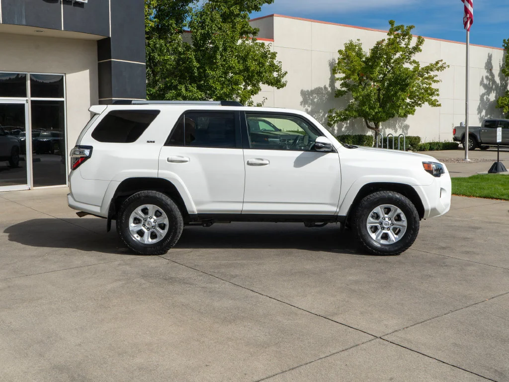 Used 2020 White Toyota SR5 Premium image 8