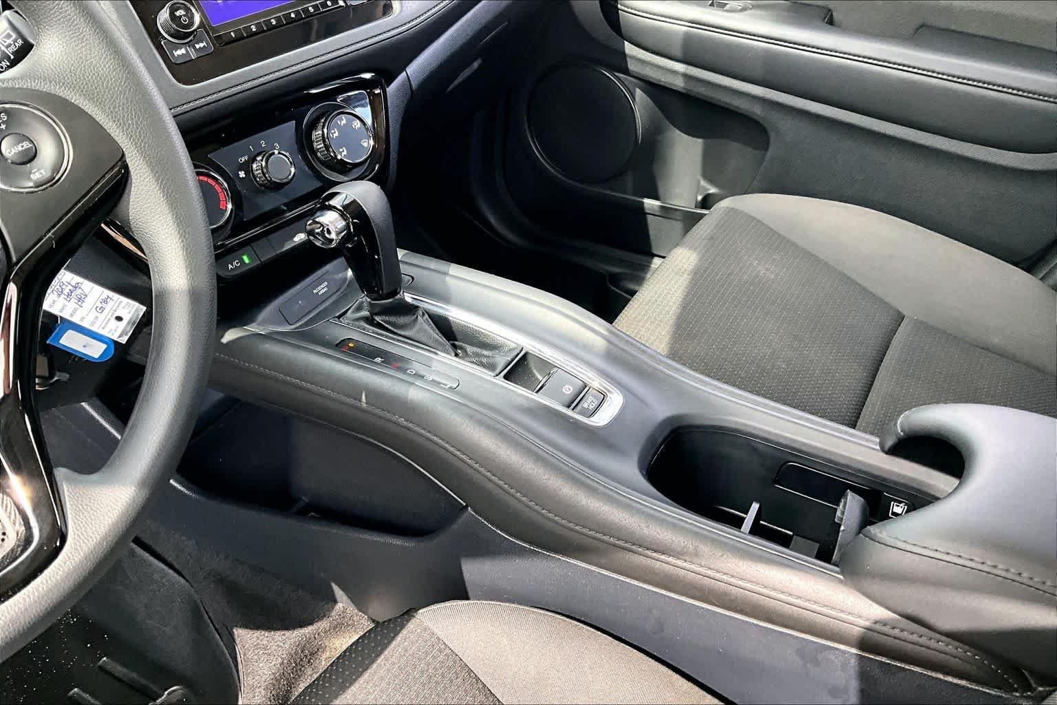 2019 Honda HR-V LX - Photo 17