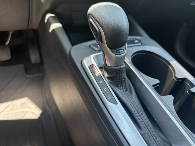 Used 2024 Summit White Chevrolet LS image 22